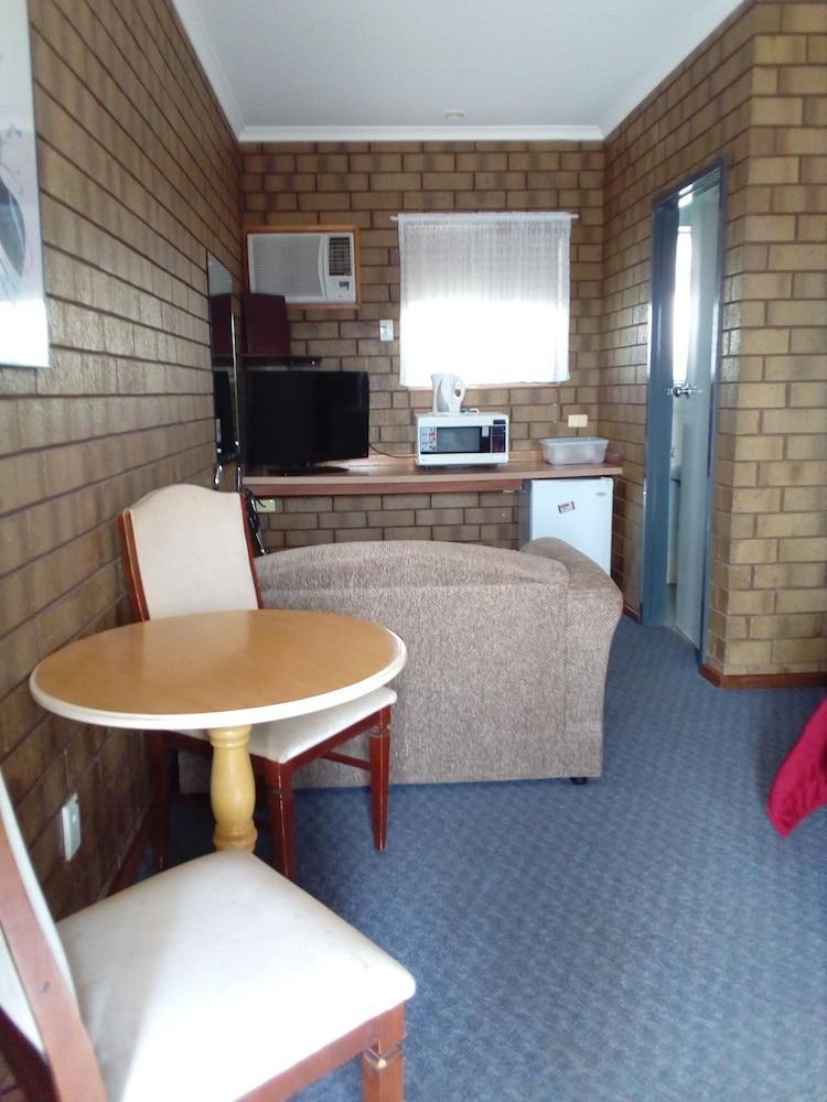 Airport Whyalla Motel Екстериор снимка