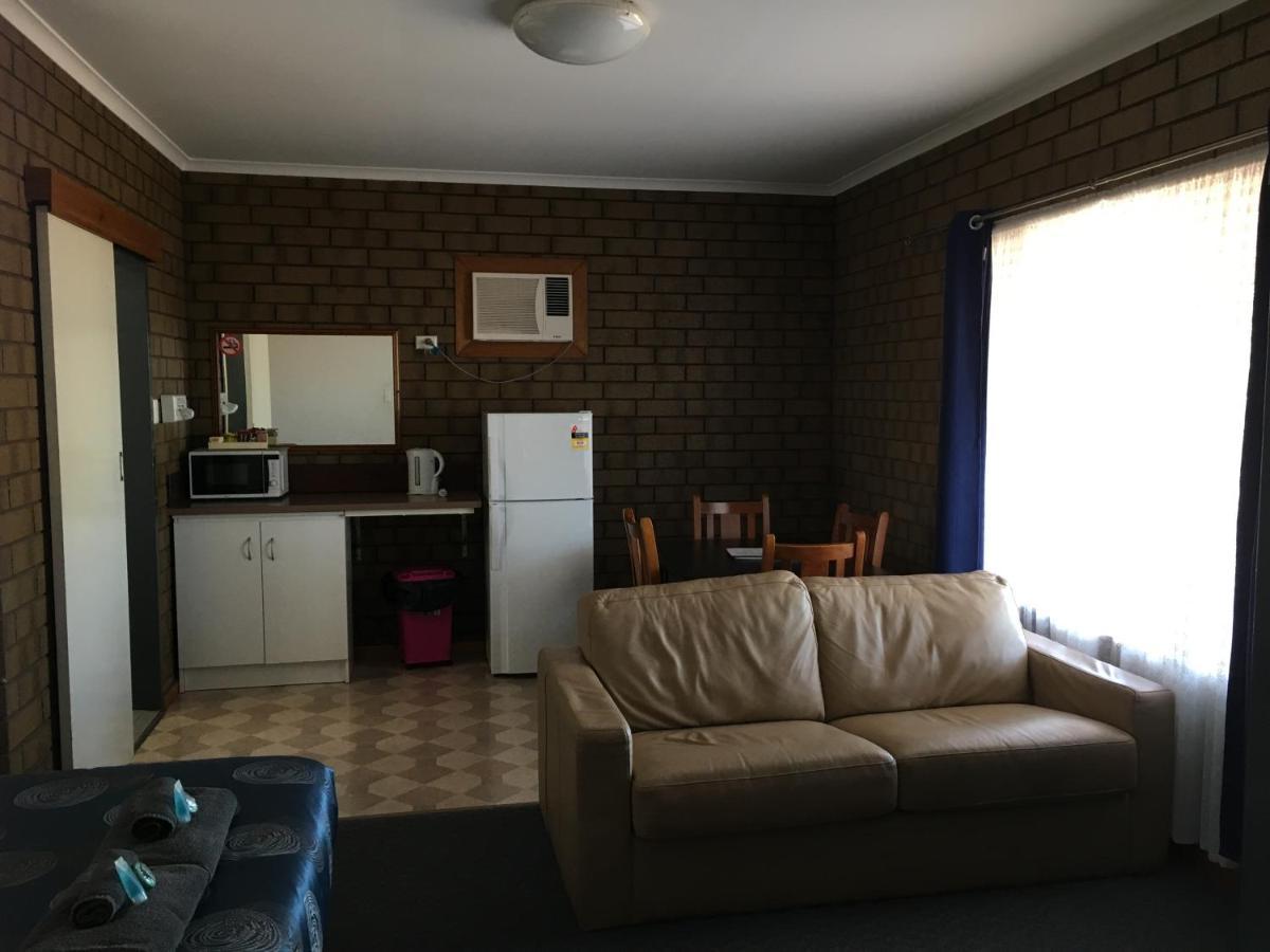 Airport Whyalla Motel Екстериор снимка