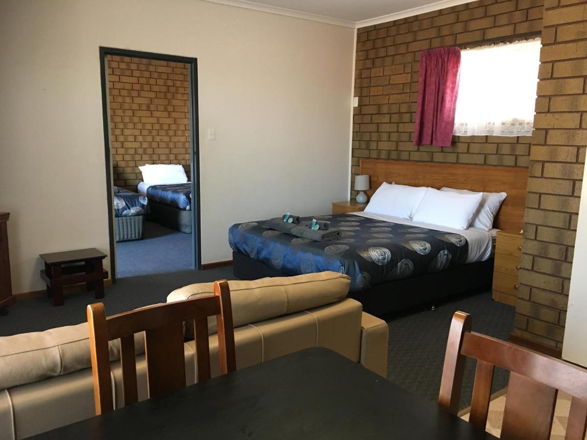 Airport Whyalla Motel Екстериор снимка