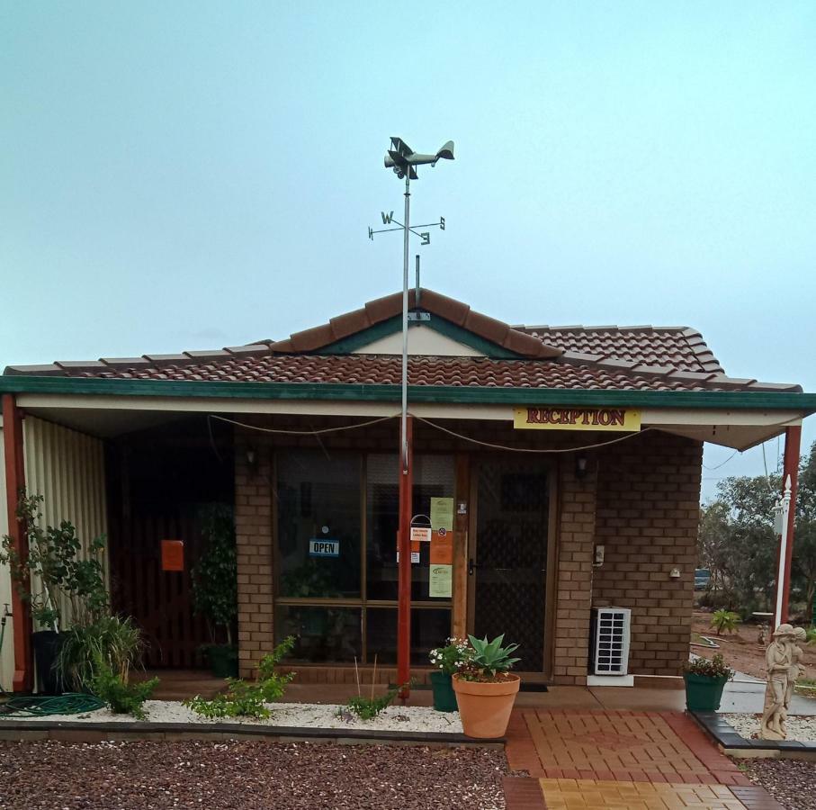 Airport Whyalla Motel Екстериор снимка